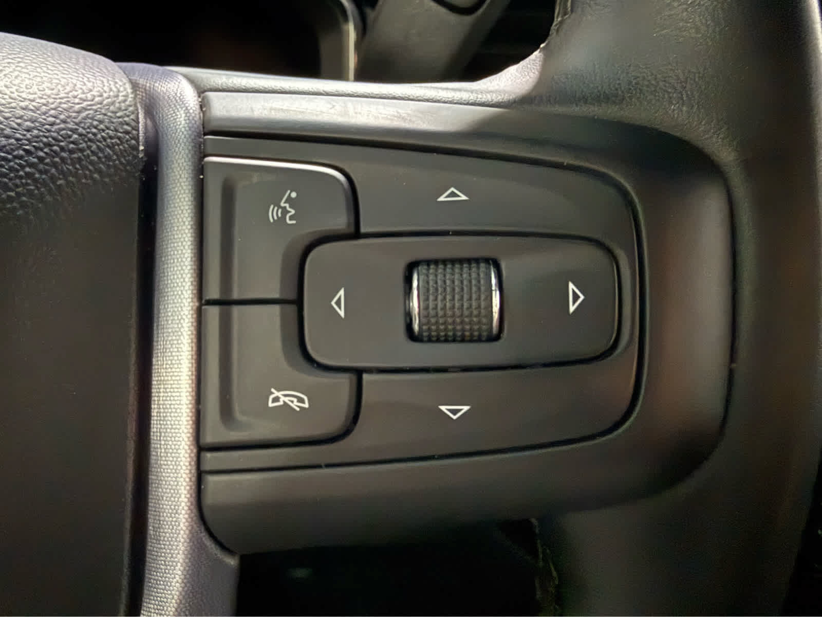 Used 2024 GMC Sierra 1500 SLT AWD/4WD image 21