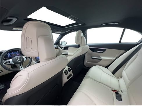 Used 2023 Mercedes-Benz C 300 Sedan image 23