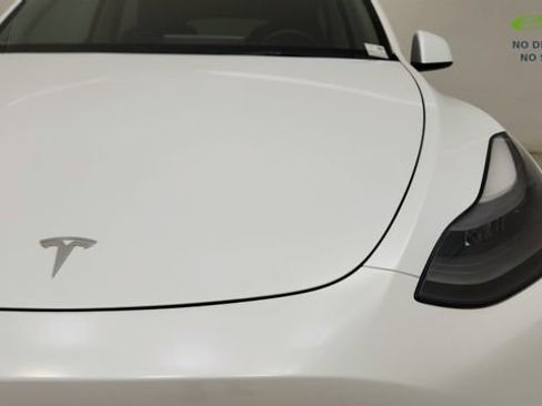 Used 2023 Tesla Model Y Performance AWD/4WD image 23