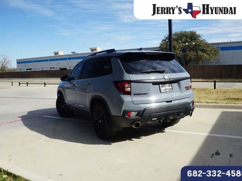 Used 2022 Honda Passport TrailSport image 5