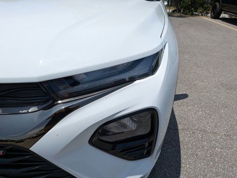 Used 2023 Chevrolet TrailBlazer RS AWD/4WD image 9