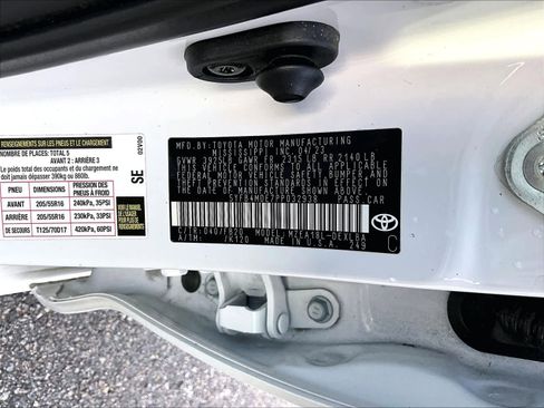 Used 2023 Toyota Corolla LE image 34