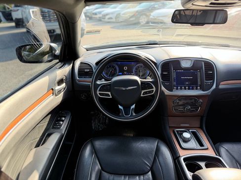 Used 2018 Chrysler 300 C w/ Safetytec Plus Group RWD image 35