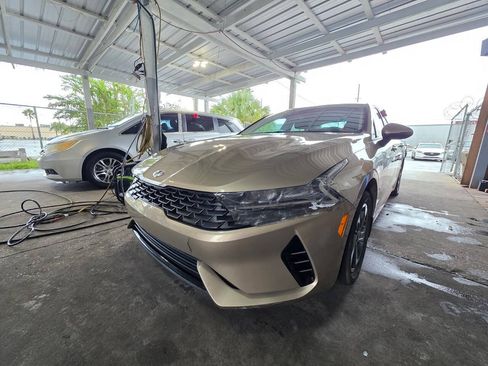 Used 2021 Kia K5 LXS AWD/4WD image 4