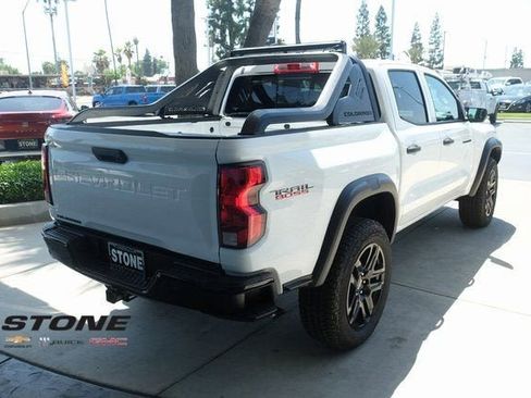 New 2025 Chevrolet Colorado Trail Boss w/ Midnight Edition image 9