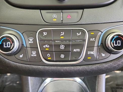 Used 2024 Chevrolet Malibu LT FWD image 23