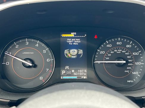 Used 2022 Subaru Crosstrek 2.0i Premium w/ Moonroof Package AWD/4WD image 27