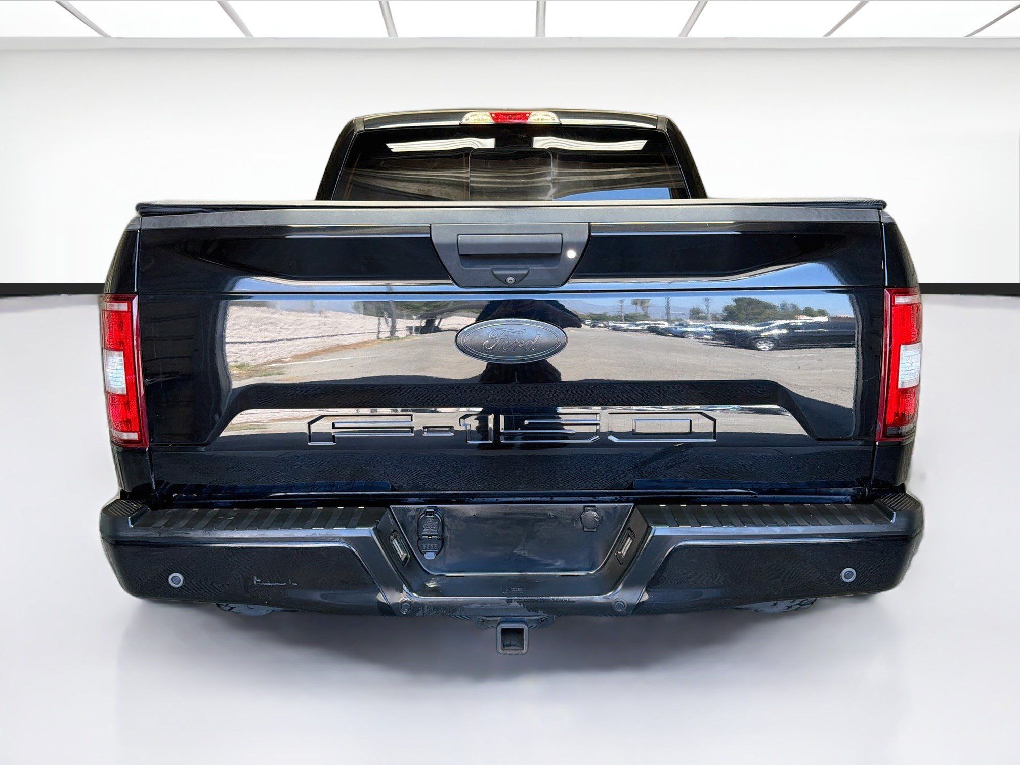 Used 2019 Ford F150 XLT w/ Equipment Group 302A Luxury RWD image 5
