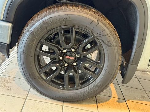 New 2026 GMC Sierra 1500 Elevation image 14