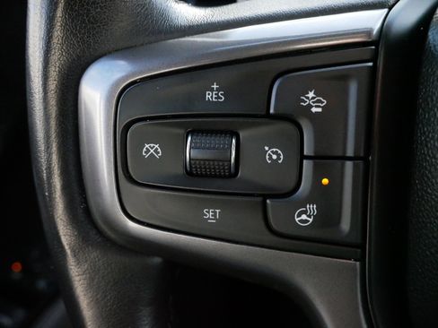 Used 2022 Chevrolet Silverado 1500 ZR2 w/ Technology Package image 26