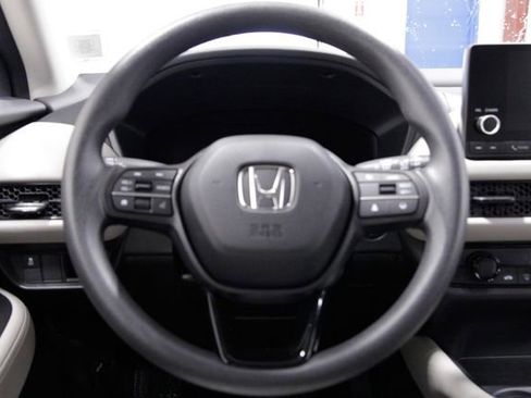 Certified 2025 Honda HR-V LX image 17