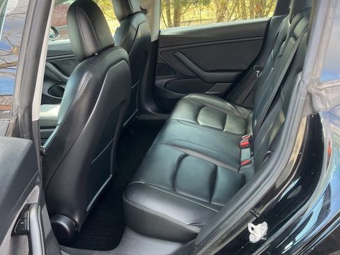Used 2020 Tesla Model 3 Performance image 15