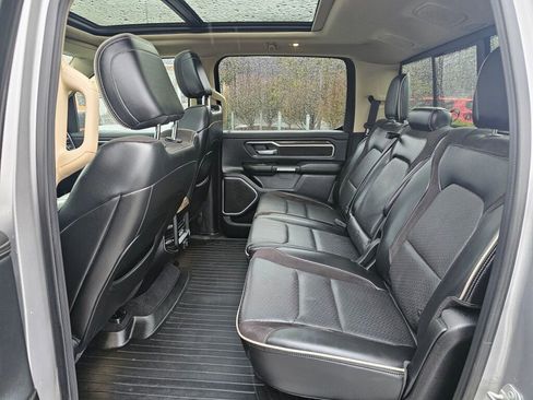 Used 2019 RAM 1500 Laramie image 15