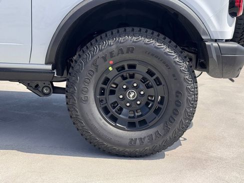 New 2026 Ford Bronco Badlands w/ Sasquatch Package image 14