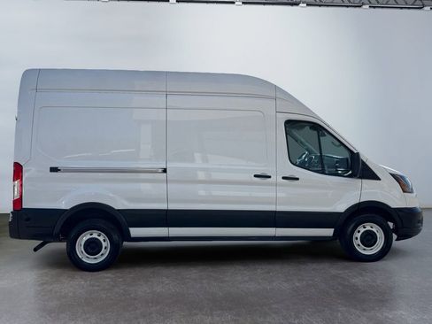 Used 2023 Ford Transit 250 148 High Roof w/ Load Area Protection Package image 4