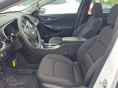 Used 2024 Chevrolet Malibu LT FWD image 5