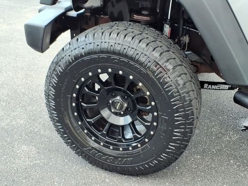 Used 2013 Jeep Wrangler Unlimited Sport AWD/4WD image 27