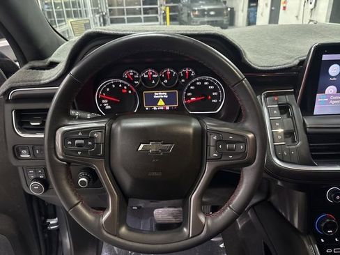Used 2021 Chevrolet Suburban RST AWD/4WD image 18