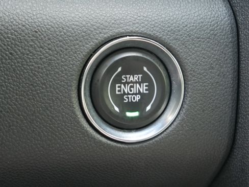 Certified 2026 GMC Acadia Elevation w/ Black Edition AWD/4WD image 32