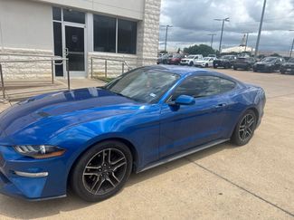 Used 2018 Ford Mustang Coupe w/ Equipment Group 101A RWD video 1