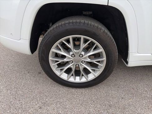 Used 2024 Jeep Grand Cherokee Summit image 49