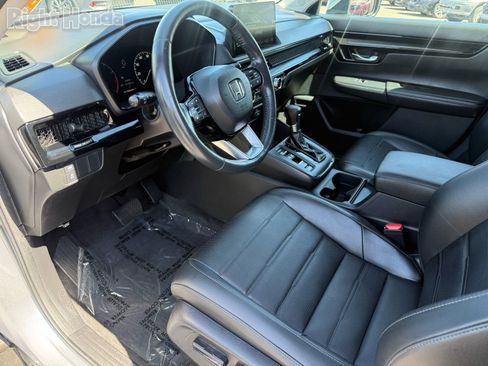 Used 2024 Honda CR-V EX-L image 12