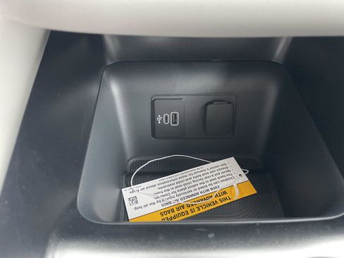 New 2026 Ford Explorer Active w/ Active Comfort Package image 17