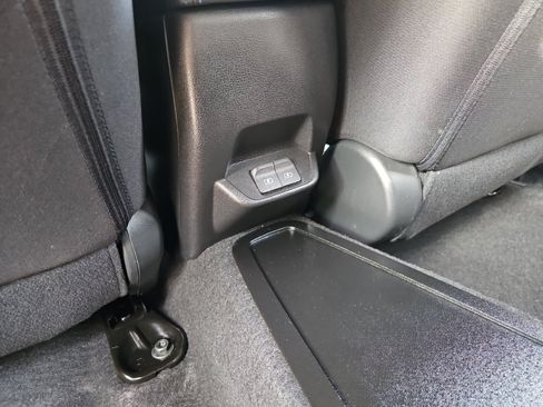 Used 2025 Nissan Leaf S FWD image 14