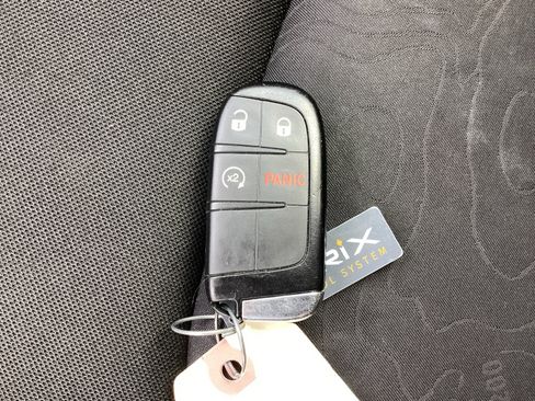 Used 2023 Jeep Renegade Trailhawk AWD/4WD image 33