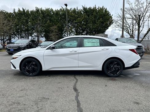 New 2026 Hyundai Elantra Sport FWD image 3