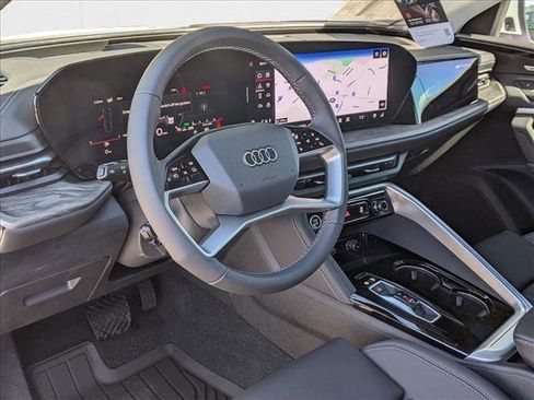 New 2025 Audi Q5 Premium Plus image 3