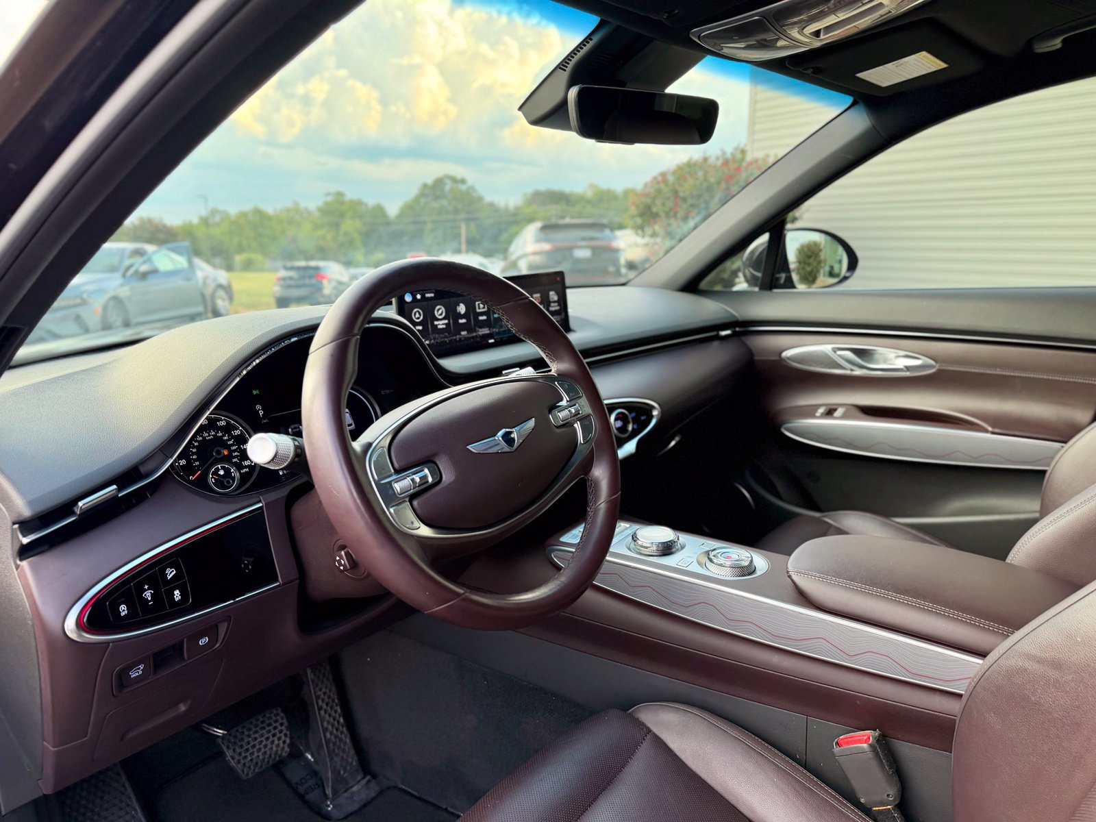 Used 2022 Genesis GV70 2.5T w/ Advanced Package AWD/4WD image 17