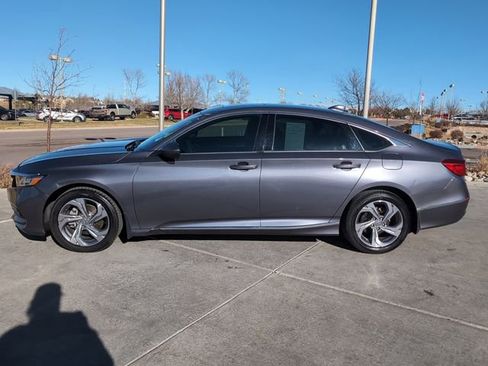 Used 2018 Honda Accord EX image 4