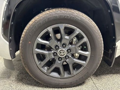 Used 2024 Toyota Sequoia Platinum AWD/4WD image 3