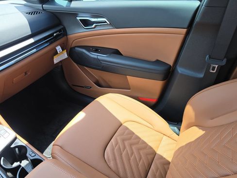 New 2026 Kia Sportage X-Line w/ X-Line Technology Package AWD/4WD image 16