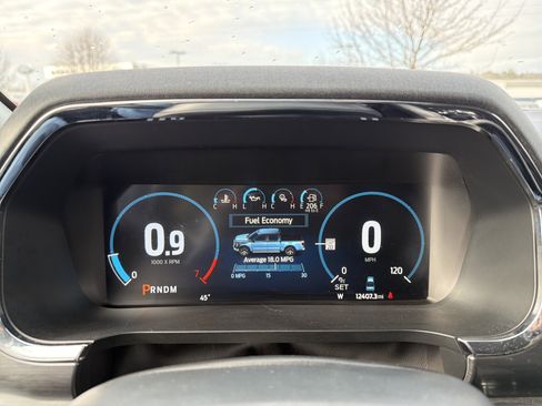 Certified 2023 Ford F150 Lariat w/ Equipment Group 502A High image 17