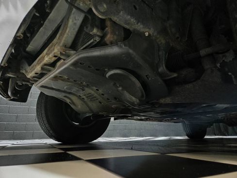 Used 2002 Toyota Land Cruiser image 22