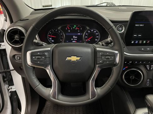 Used 2023 Chevrolet Blazer LT FWD image 19
