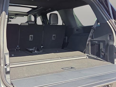 New 2026 Ford Expedition Tremor image 8