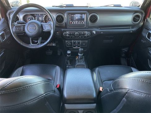 Used 2021 Jeep Gladiator Willys image 9