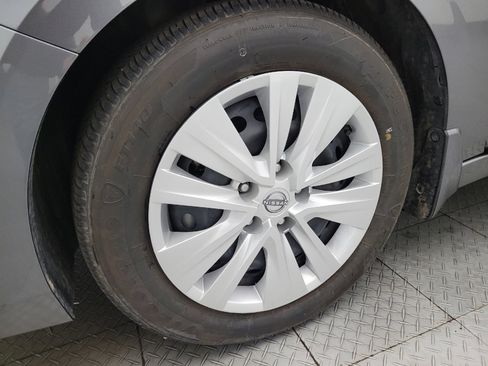 Used 2024 Nissan Sentra S image 31