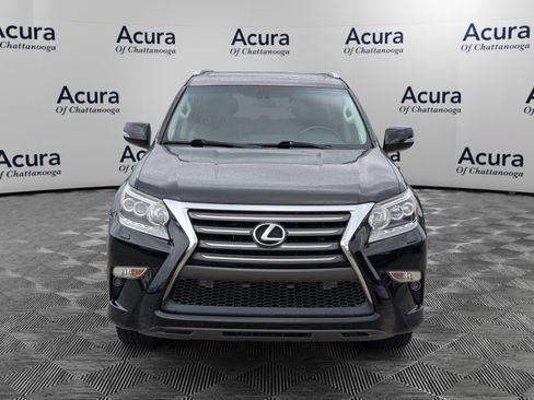 Used 2017 Lexus GX 460 image 3