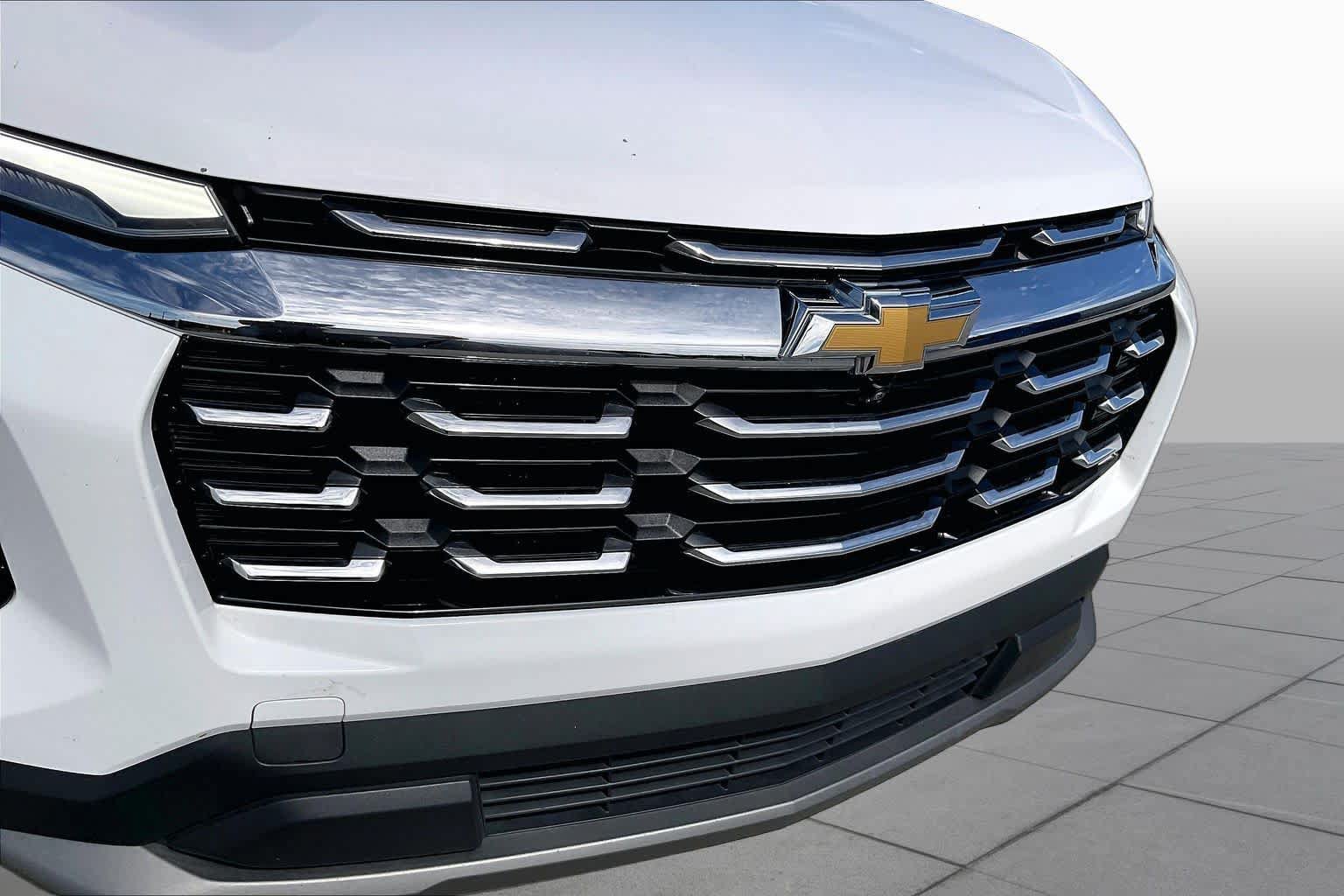 Used 2025 Chevrolet Equinox LT w/ Convenience Package II FWD image 29
