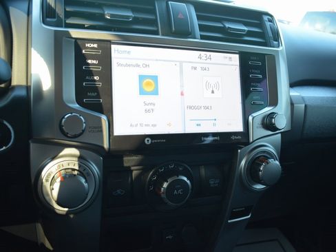 Used 2020 Toyota 4Runner SR5 Premium w/ Moonroof Package image 16