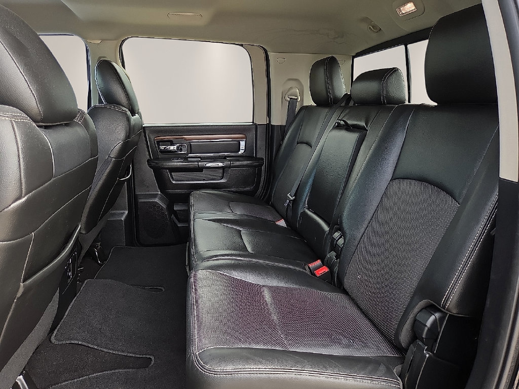 Used 2014 RAM 2500 Laramie w/ Black Appearance Group AWD/4WD image 12