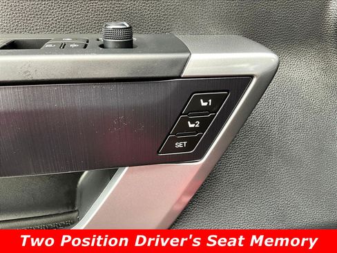Used 2024 Toyota Sequoia Platinum AWD/4WD image 38