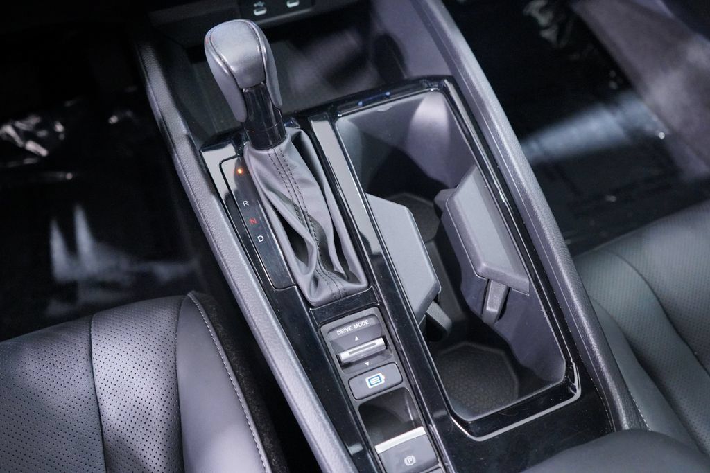 Used 2023 Honda Accord EX-L image 17