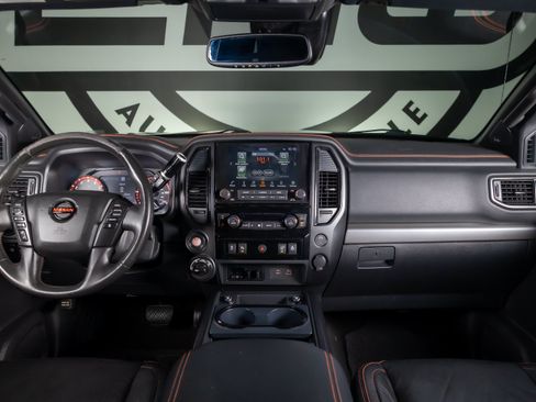 Used 2020 Nissan Titan PRO-4X w/ Pro-4x Convenience Package AWD/4WD image 3