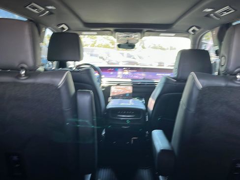 Used 2025 Cadillac Escalade Sport w/ Touring Package AWD/4WD image 24