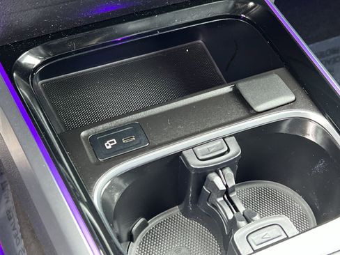 Certified 2022 Mercedes-Benz GLB 250 4MATIC image 35